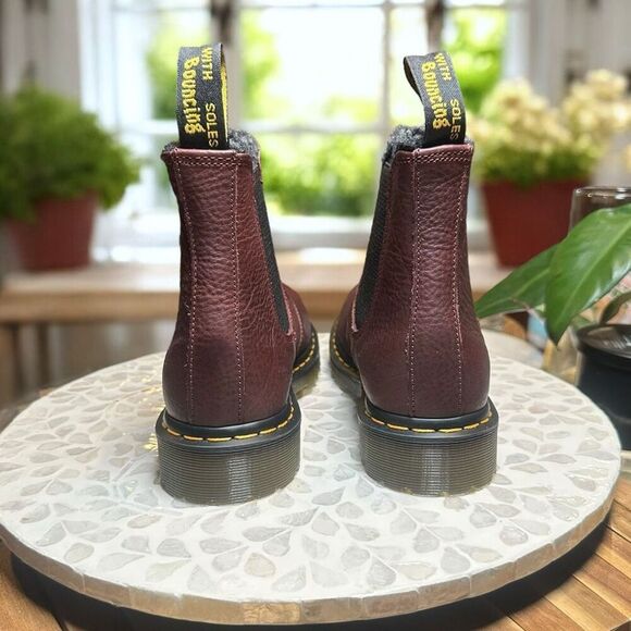 Dr. Martens 2976 WarmWair Lined Grizzly Leather Winter Snow Chelsea Boot Unisex - Picture 11 of 13